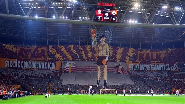 Galatasaray'ın taraftar grubu ultrAslan, yapılan koreografi için açıklama yayınladı. 