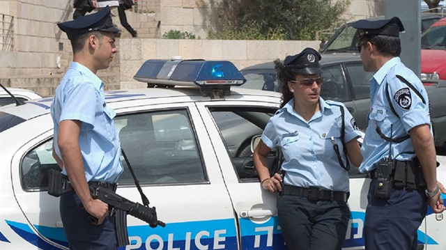 "صباح الخير" تقود فلسطينيا إلى قبضة الشرطة الإسرائيلية