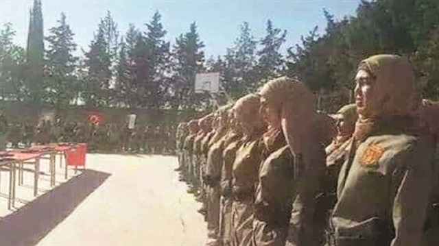 Türk emniyetinin eğittiği Suriyeli 90 kadın polis, dün yemin töreniyle resmen görevlerine başladı.