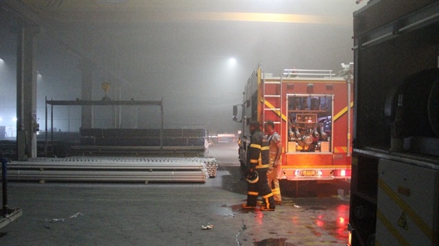 Konya'da alüminyum fabrikasında çıkan yangın sonucunda 2 kişi yaralandı. 