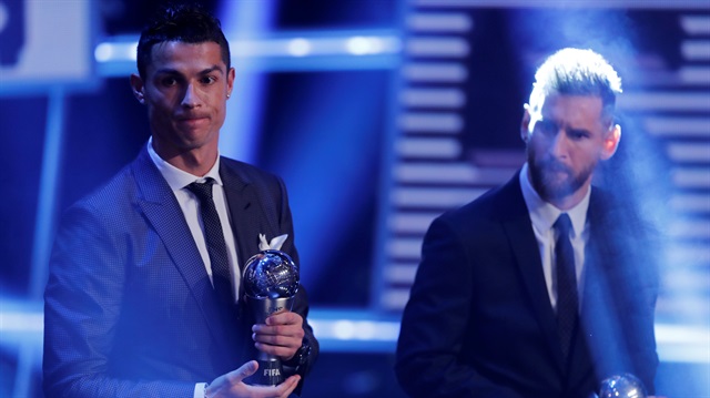 Cristiano Ronaldo 2017 yılıının en iyi futbolcusu seçildi.