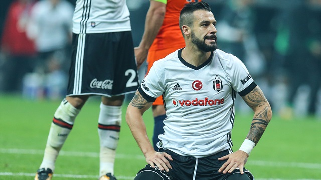 Beşiktaş'ta 3'ü ilk 11 olmak üzere 13 resmi maçta forma giyen Negredo, henüz golle tanışamadı.