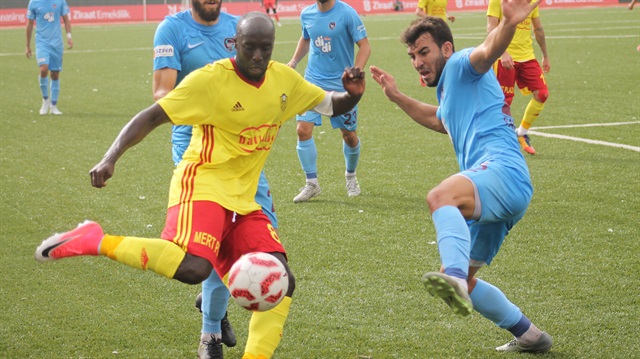 Yeni Malatyaspor Ofspor karşısında 4 dakikada 3 gol attı. 