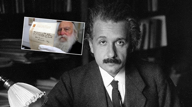 Albert Einstein'ın bahşiş yerine verdiği notlar yüksek fiyatla satıldı.