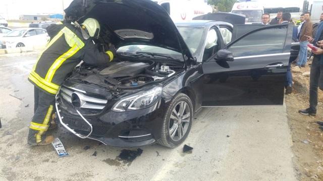 AK Parti Denizli Milletvekili Şahin Tin ve İl Başkanı Necip Filiz’in bulunduğu araç kaza yaptı. Kaza sonrası olay yerine ekipler sevk edildi. 