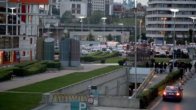 İstanbul'da bombalı araç otoparkta kontrollü şekilde patlatıldı.