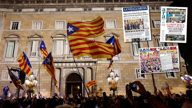 Katalonya Meclisi'nin feshedilmesi İspanyol basınında geniş yankı uyandırdı.