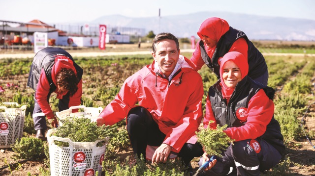 Dijital tarımda son 2 yılda kaydedilen gelişme, Vodafone Türkiye İcra Kurulu Başkan Yardımcısı Engin Aksoy ve TABİT Kurucu Ortağı Tülin Akın'ın katılımıyla Aydın'daki Vodafone Akıllı Köy’de aktarıldı.
