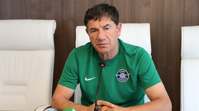 59 yaşındaki Bulak, sezon başında Adana Demirspor'da teknik direktörlük görevine getirilmişti.