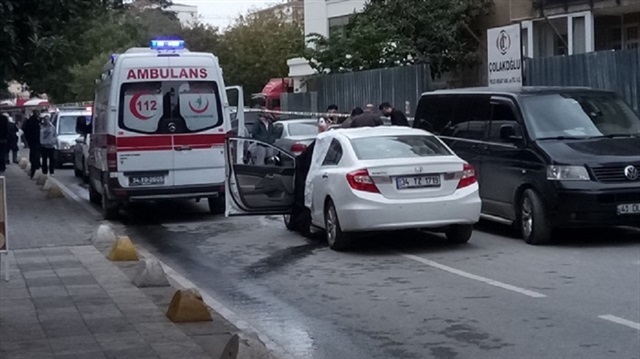 Kadıköy’de aracın içindeki bir kadın, silahlı saldırıda öldürülmüştü.
