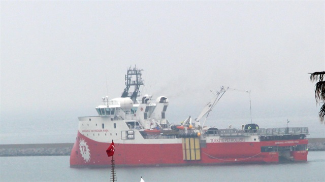  Barbaros Hayrettin Paşa sismik araştırma gemisi Akdeniz'de.