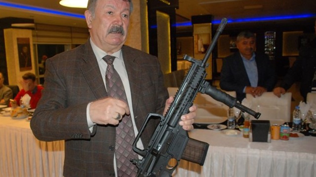 MKEK Kırıkkale Silah Fabrikası Müdürü Derviş Mehmet Ocakcıoğlu, MPT-76’nın performans olarak NATO standardında ağırlaştırılmış 42 testin tamamını hatasız geçen tek tüfek olduğu için aşırı ilgi gördüğünü söyledi.