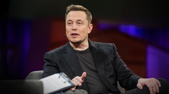 Elon Musk yenilikçi projeleriyle dikkat çekmeyi başarıyor.