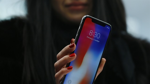 Apple launches iPhone X in Russia
