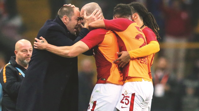 ​Galatasaray, Süper Lig'in 11. haftasında sahasında Gençlerbirliği'ni yenerek 2 hafta arasından sonra galibiyetle tanıştı: 5-1. 