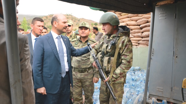 Soylu, peş peşe saldırılar gerçekleştiren PKK’ya bölgede tarihi bir cevap verildiğini kaydetti.