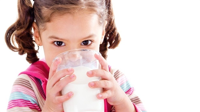 Süt, vücudun gelişmesi ve güçlenmesi açısından birçok besin öğesini içeriyor.