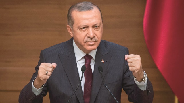Cumhurbaşkanı Tayyip Erdoğan, terör örgütlerinin, kendilerini kullananlar tarafından raf ömürlerini tamamlayınca çöpe atıldığını belirtti. 
