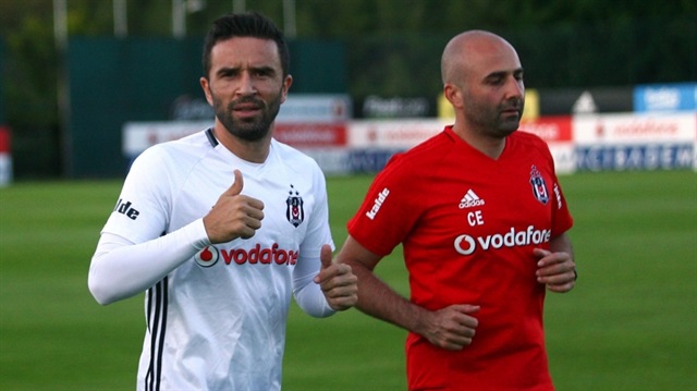 32 yaşındaki Gökhan Gönül yaşadığı sakatlıklar nedeniyle bu sezon sadece 6 resmi maçta forma giyebildi.