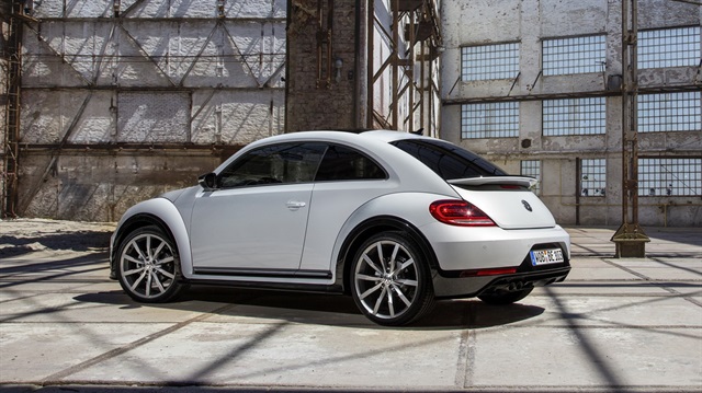 Volkswagen Beetle elektrikli otomobile dönüşecek