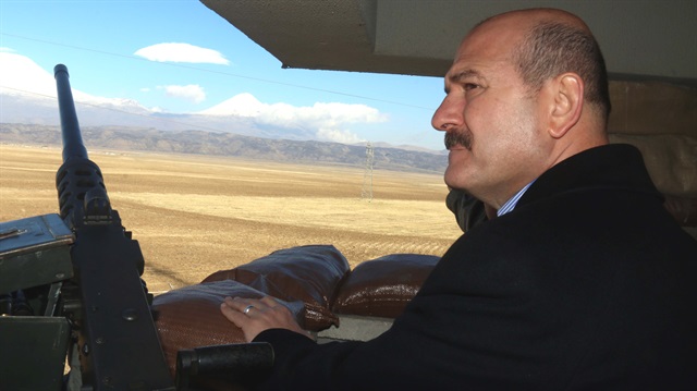 İçişleri Bakanı Süleyman Soylu sınır karakolunu ziyaret etti. 

