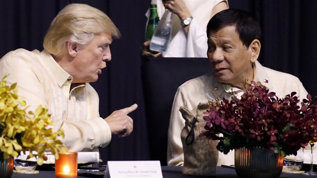 Filipinler Devlet Başkanı Rodrigo Duterte ve ABD Başkanı Donald Trump ASEAN zirvesinde görüştü. 