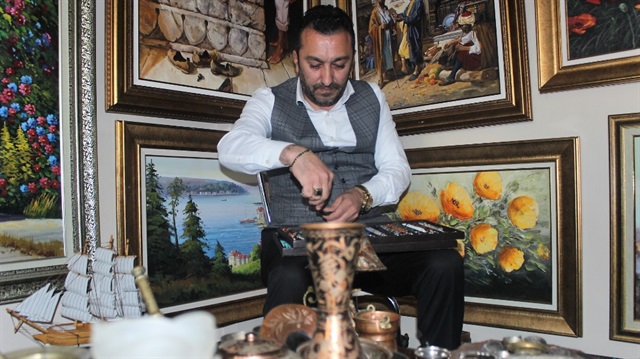 25 yıldır antika eserler toplayan Ümit Tahmaz müze açmak istiyor.