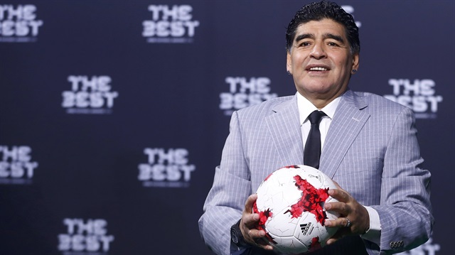 Maradona, FIFA ödülleri seremonisinde.