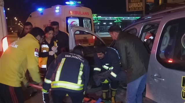 Van'da meydana gelen trafik kazası sonucunda 3 kişi yaralandı. 