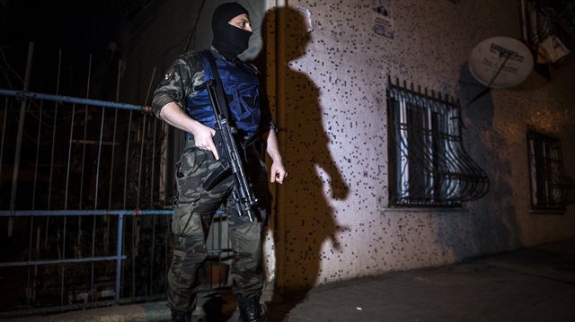 MİT ile Terörle Mücadele ekiplerinin ortak operasyonuyla DHKP-C'li terörist yakalandı