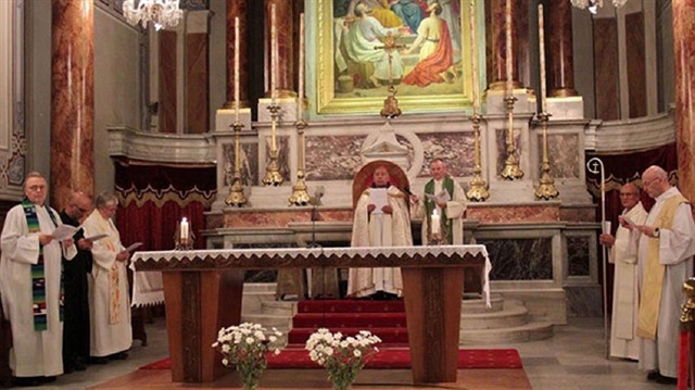 Vatikan’ın kararı İstanbul’daki cemaati harekete geçirdi.