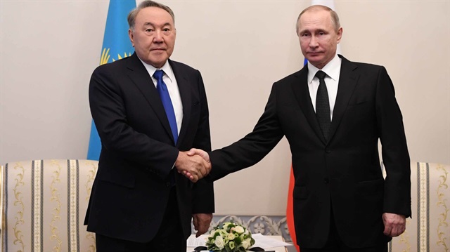 Kazakistan Devlet Başkanı Nursultan Nazarbayev ve Rusya Devlet Başkanı Vladimir Putin