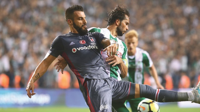 Negredo Beşiktaş formasıyla 3'ü ilk 11 olamak üzere 15 maça çıktı. İspanyol futbolcu bu maçlarda 1 gol atarken 2 de asist yaptı.