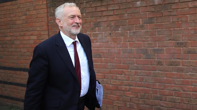 İngiltere ana muhalefet lideri Corbyn'den erken seçim çağrısı