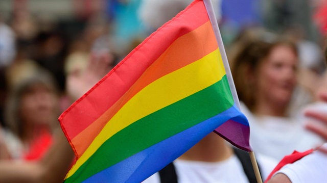 Valilikten LGBTT ve LGBTİ etkinliklerine yasaklandığına dair açıklama yapıldı. 