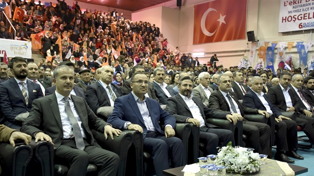 نائب يلدريم: تركيا الدولة الوحيدة التي تحارب داعش بجدية