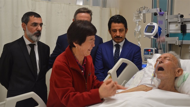 koreli ayla dan gazi babasina ziyaret yeni safak