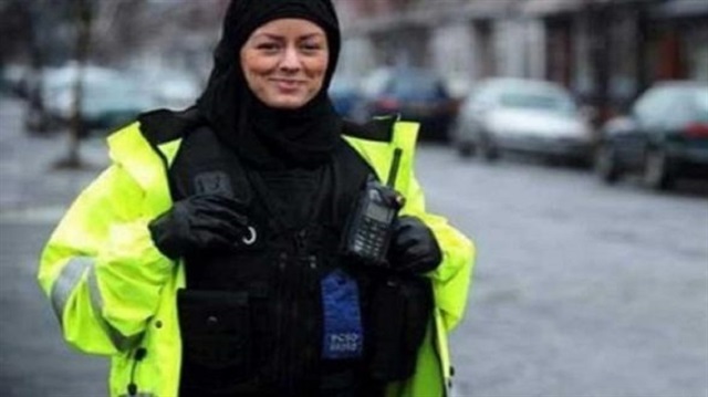اللجنة الهولندية لحقوق الإنسان تؤيد ارتداء شرطية الحجاب أثناء العمل