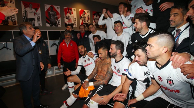 Beşiktaş Teknik Direktörü Şenol Güneş, siyah beyazlıların Porto maçı sonrasında futbolculara bir konuşma yaptı. 