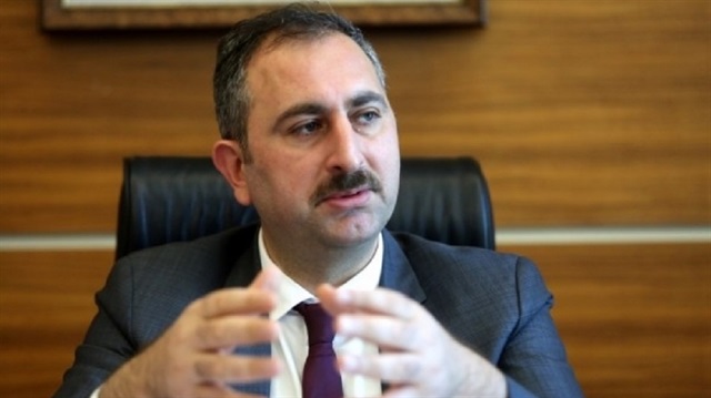 Adalet Bakanı Abdulhamit Gül açıklama yapıyor