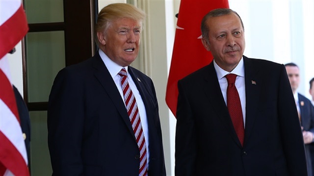 Turkish President Recep Tayyip Erdoğan (R) and his U.S. counterpart Donald Trump