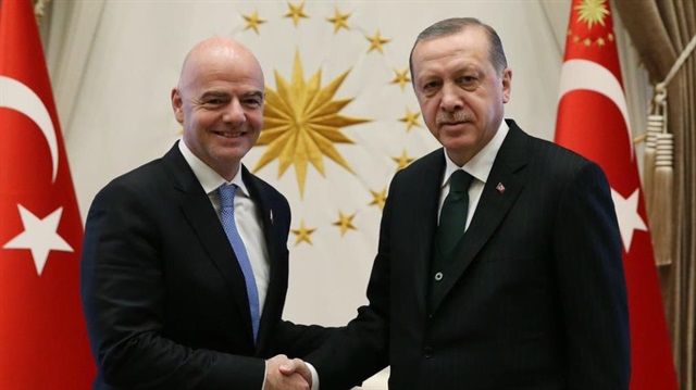 Cumhurbaşkanı Erdoğan Infantino ile görüştü.