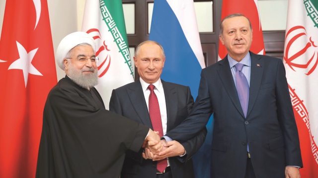 ​Suriye’de siyasi çözüm için Cumhurbaşkanı Erdoğan, Rusya Devlet Başkanı Vladimir Putin ve İran Cumhurbaşkanı Hasan Ruhani ilk adımı attı.