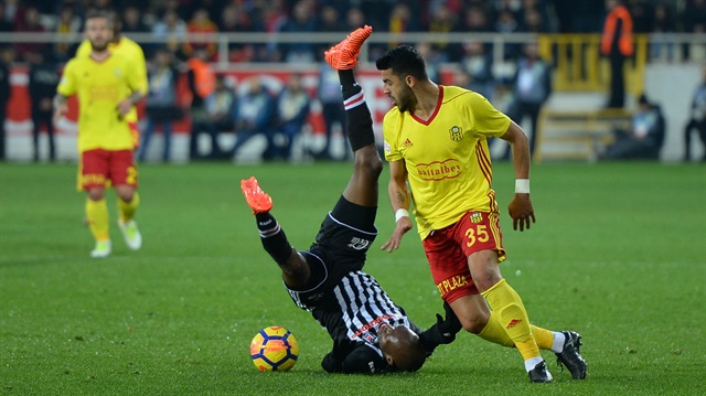 Yeni Malatyaspor kendi evinde zirve yarışındaki Beşiktaş'la 0-0 berabere kaldı. 
