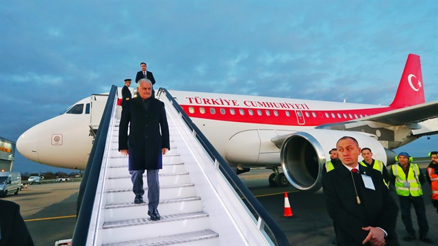 Başbakan Binali Yıldırım, özel uçak "ANA" ile TSİ 19.25'de İngiltere'nin başkenti Londra'ya gitti.