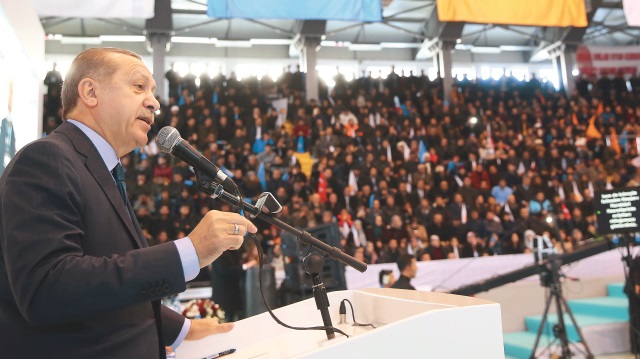 ​Cumhurbaşkanı ve AK Parti Genel Başkanı Recep Tayyip Erdoğan, partisinin Kars 6. Olağan İl Kongresi ile Iğdır 6. Olağan İl Kongresi’nde konuştu.