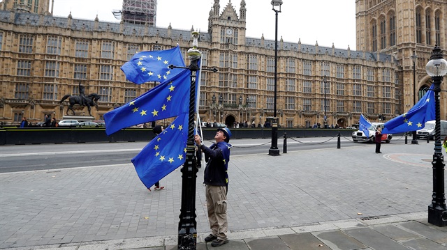 Brexit görüşmeleri devam ediyor.