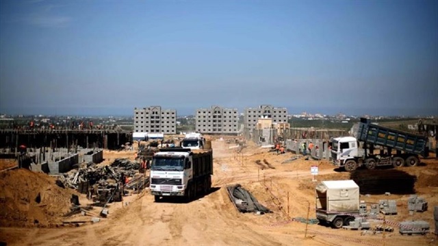 "تيكا" التركية تسلم الحكومة الفلسطينية 320 وحدة سكنية لمتضرري الحرب في غزة