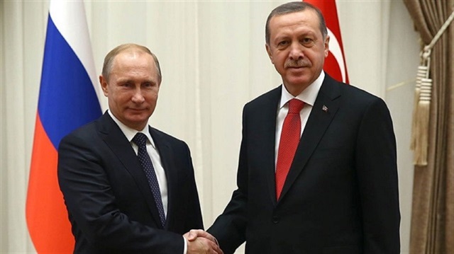 Russian President Vladimir Putin (L) and Turkish President Recep Tayyip Erdoğan (R)