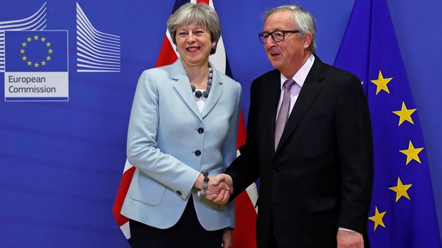 İngiltere Başbakanı Theresa May ve Avrupa Birliği (AB) Komisyonu Başkanı Jean-Claude Juncker